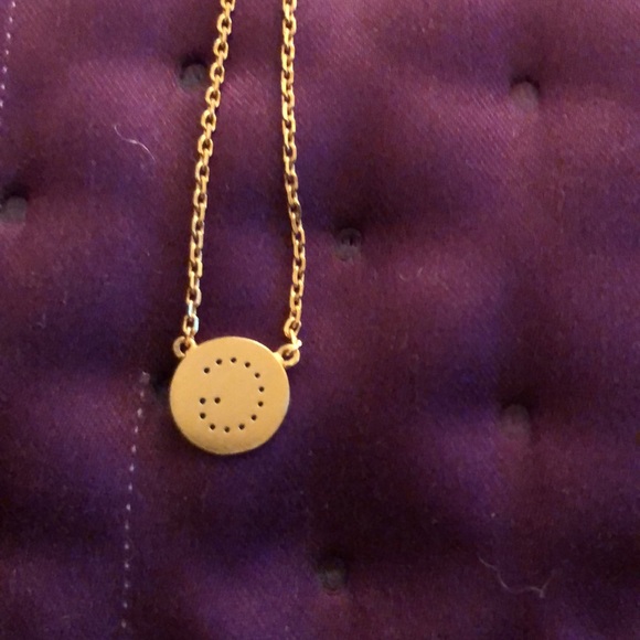 3 Guess Los Angeles necklaces - Picture 12 of 15